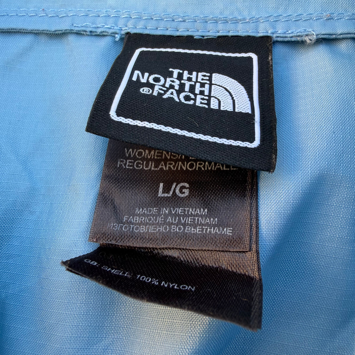 The North Face Waterproof Women’s Windbreaker Jacket [Large]