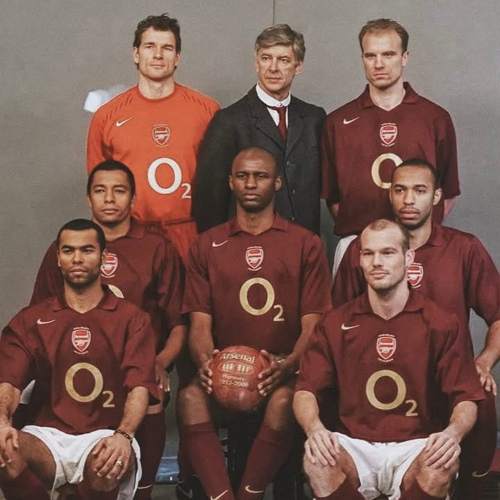 Vintage Nike Arsenal 2005-06 Highbury Home Jersey [Large]