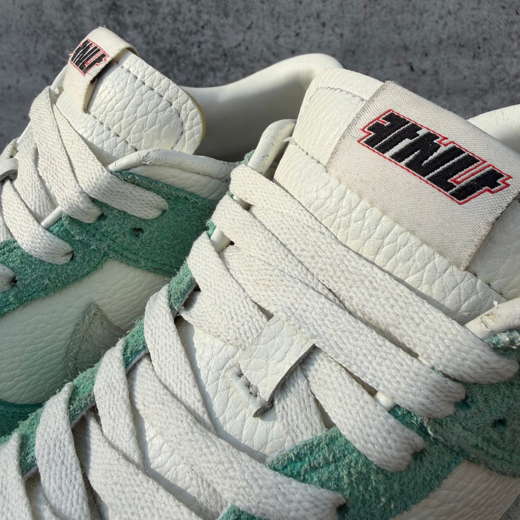 Kasina x Nike Dunk Low 'Road Sign' Sneakers [6UK]