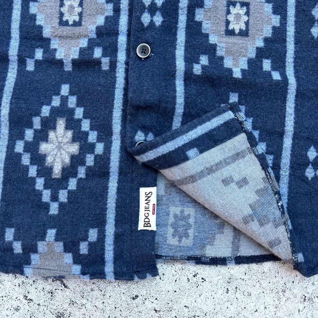 BDG Urban Outfitters Men’s Printed Knit Shirt [Medium]