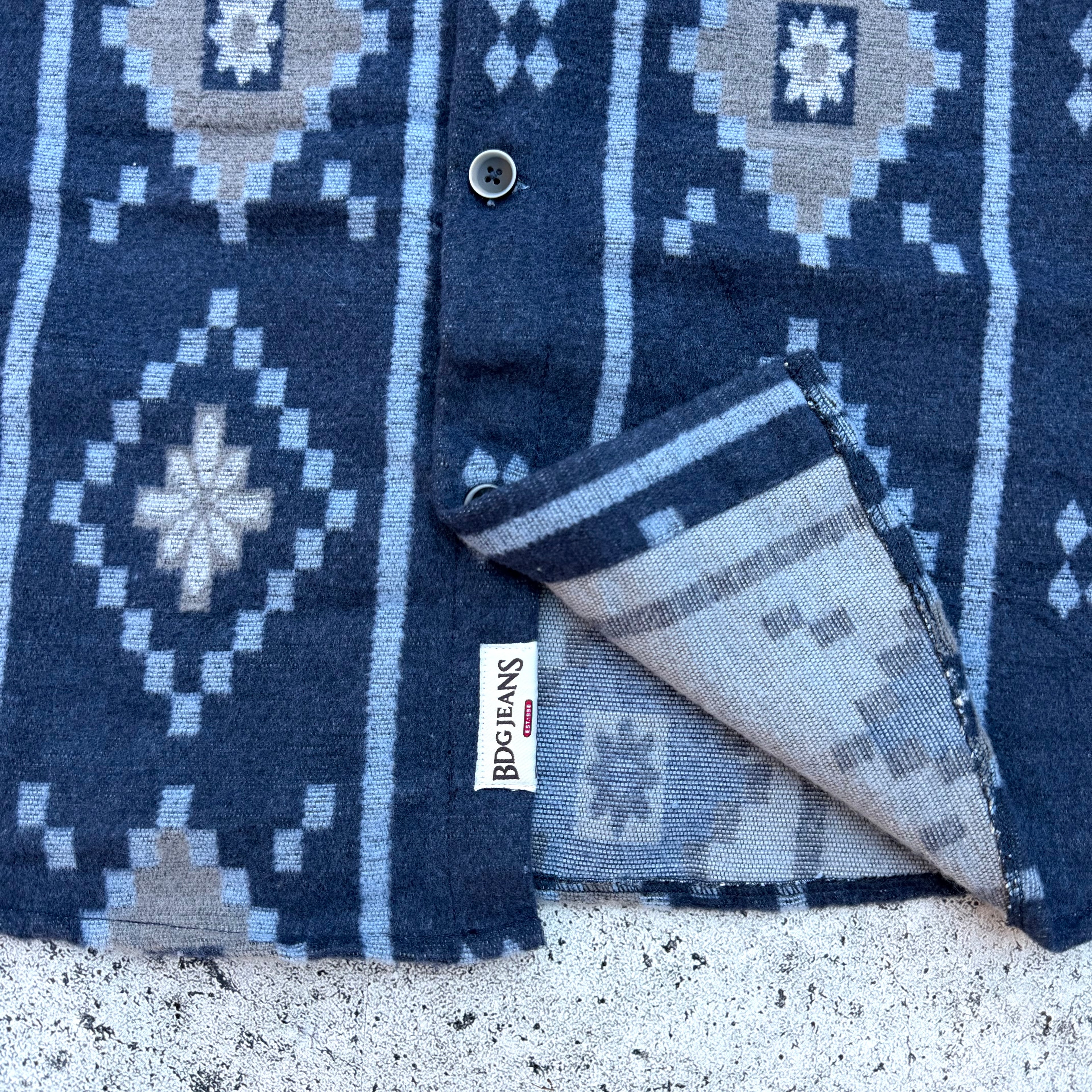 BDG Urban Outfitters Men’s Printed Knit Shirt [Medium]