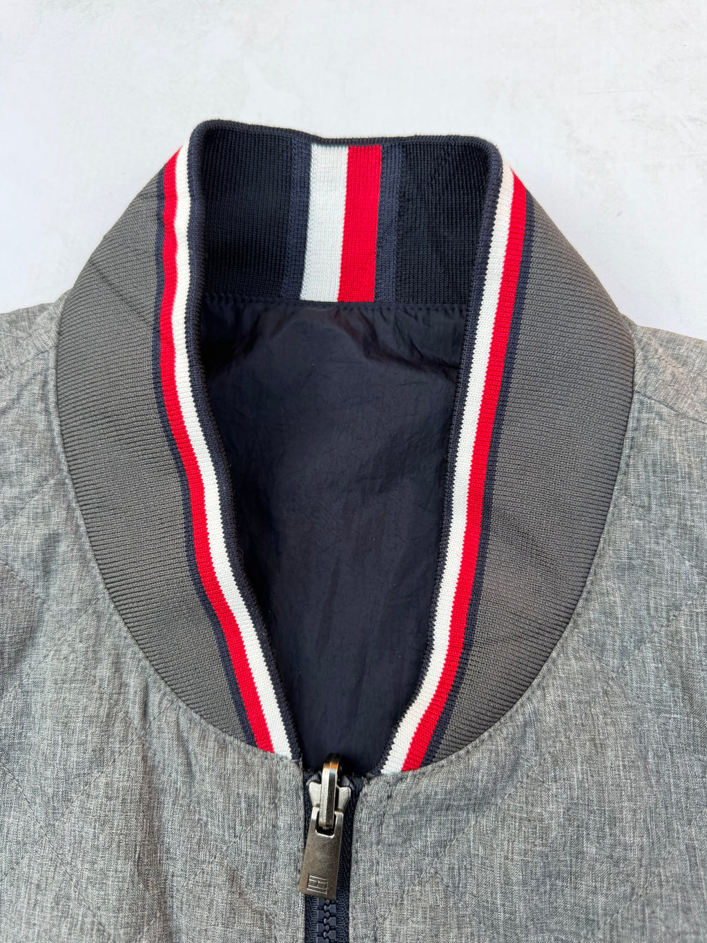 Tommy Hilfiger Men’s Reversible Quilted Bomber Jacket [XXL]
