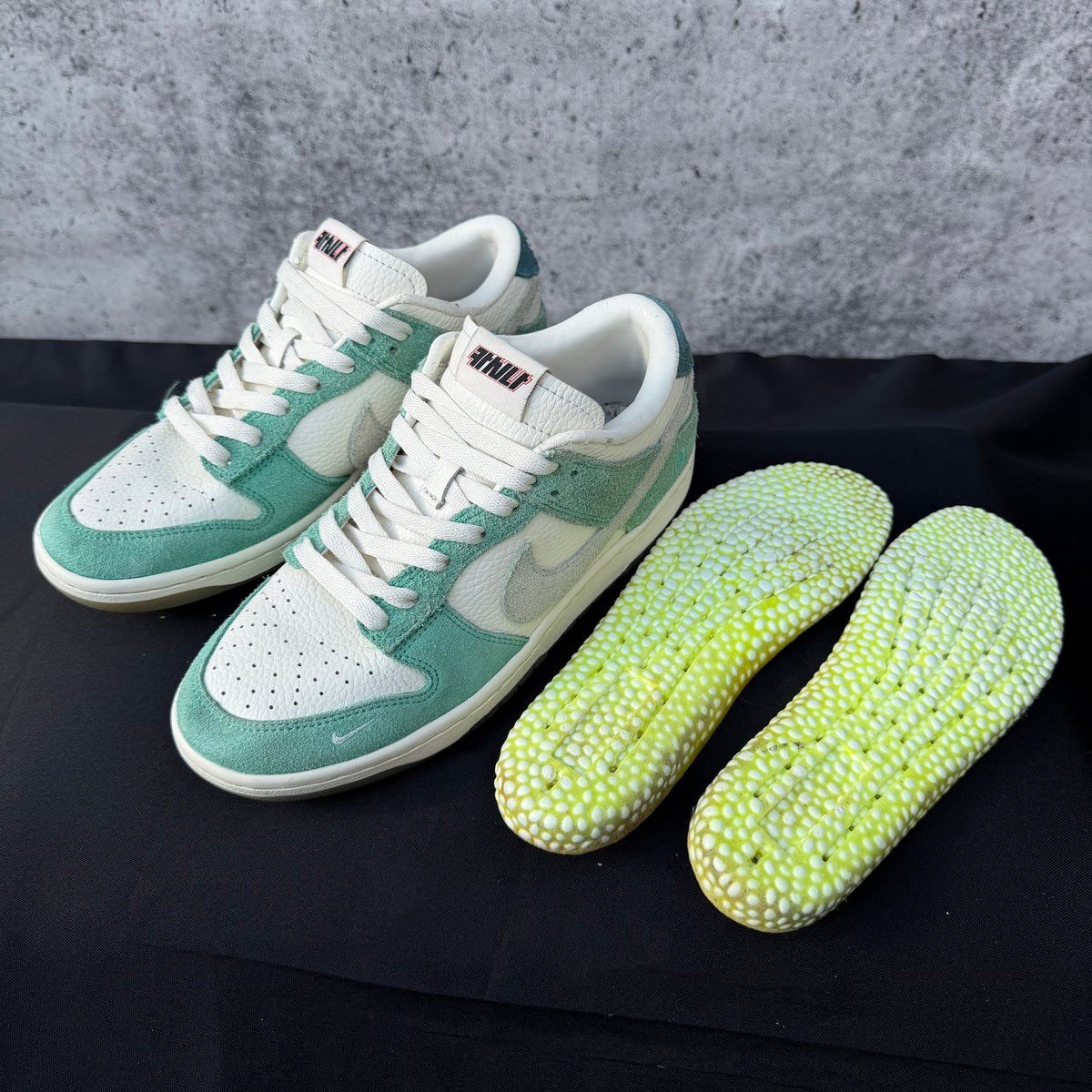 Kasina x Nike Dunk Low 'Road Sign' Sneakers [6UK]