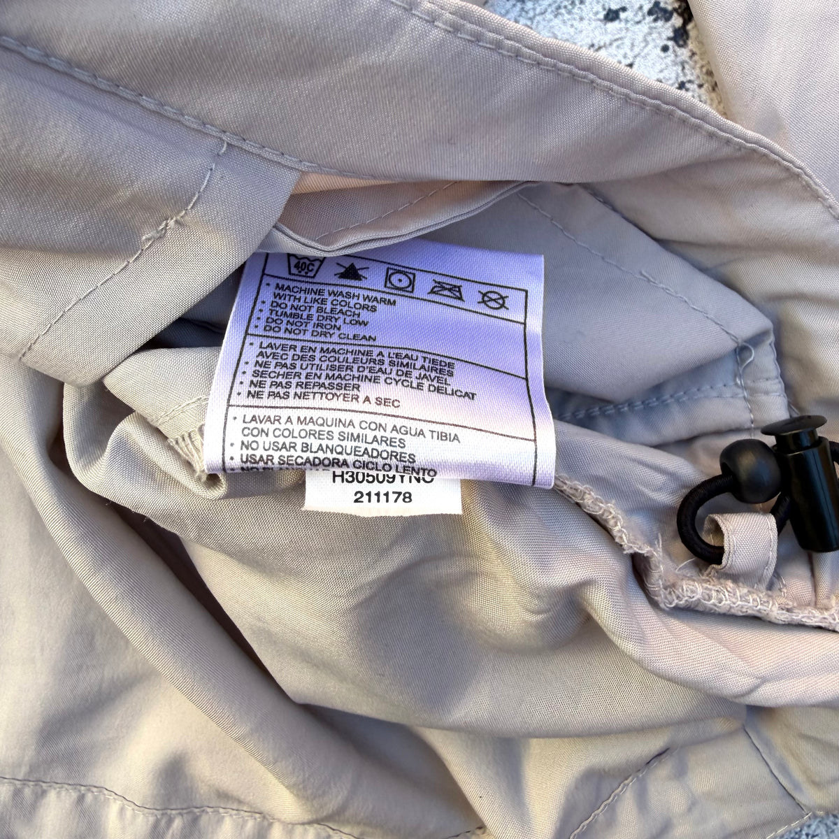 Nike Vintage Packable Women’s Windbreaker Jacket [Large]