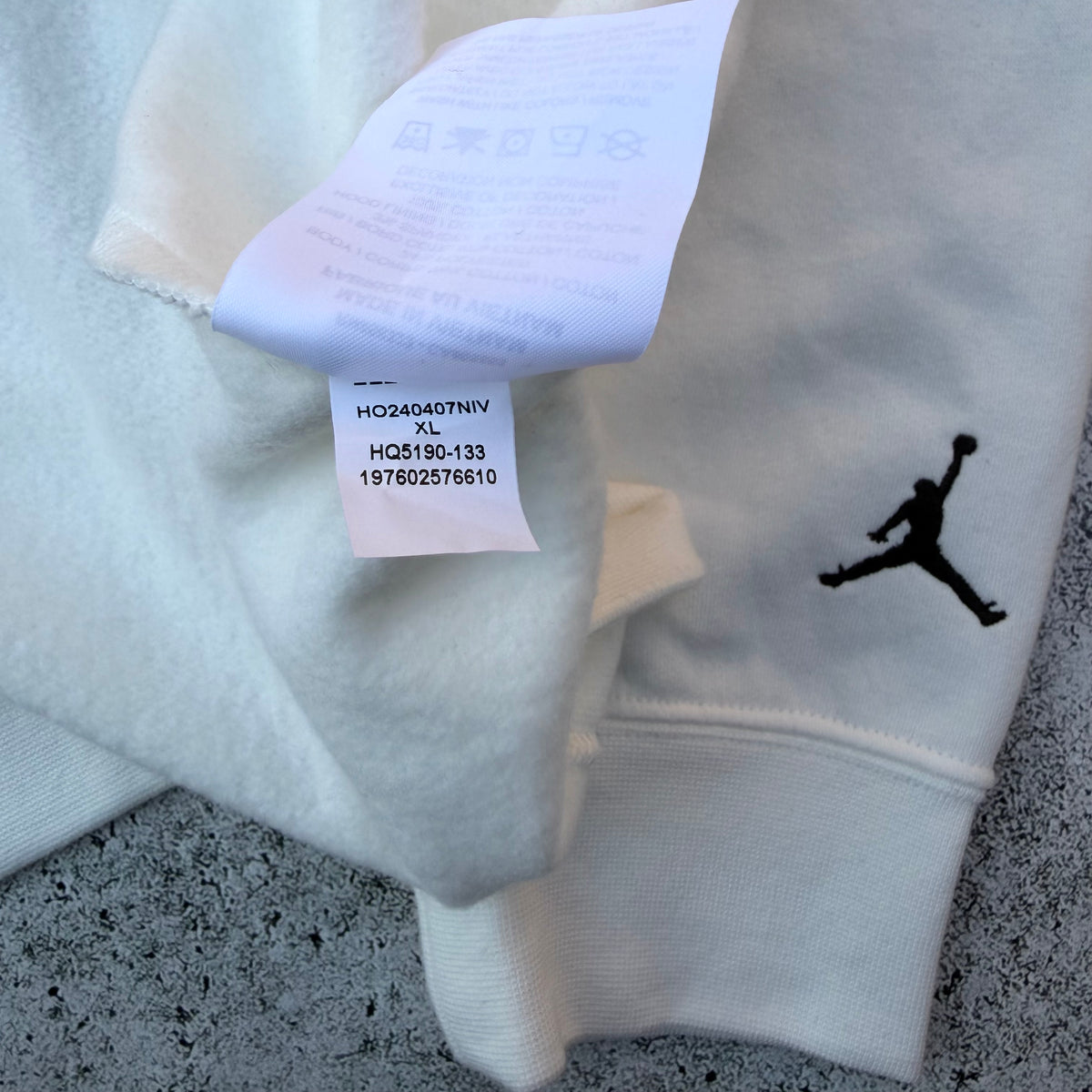 Nike Air Jordan Pullover Hoodie [Large] Unisex