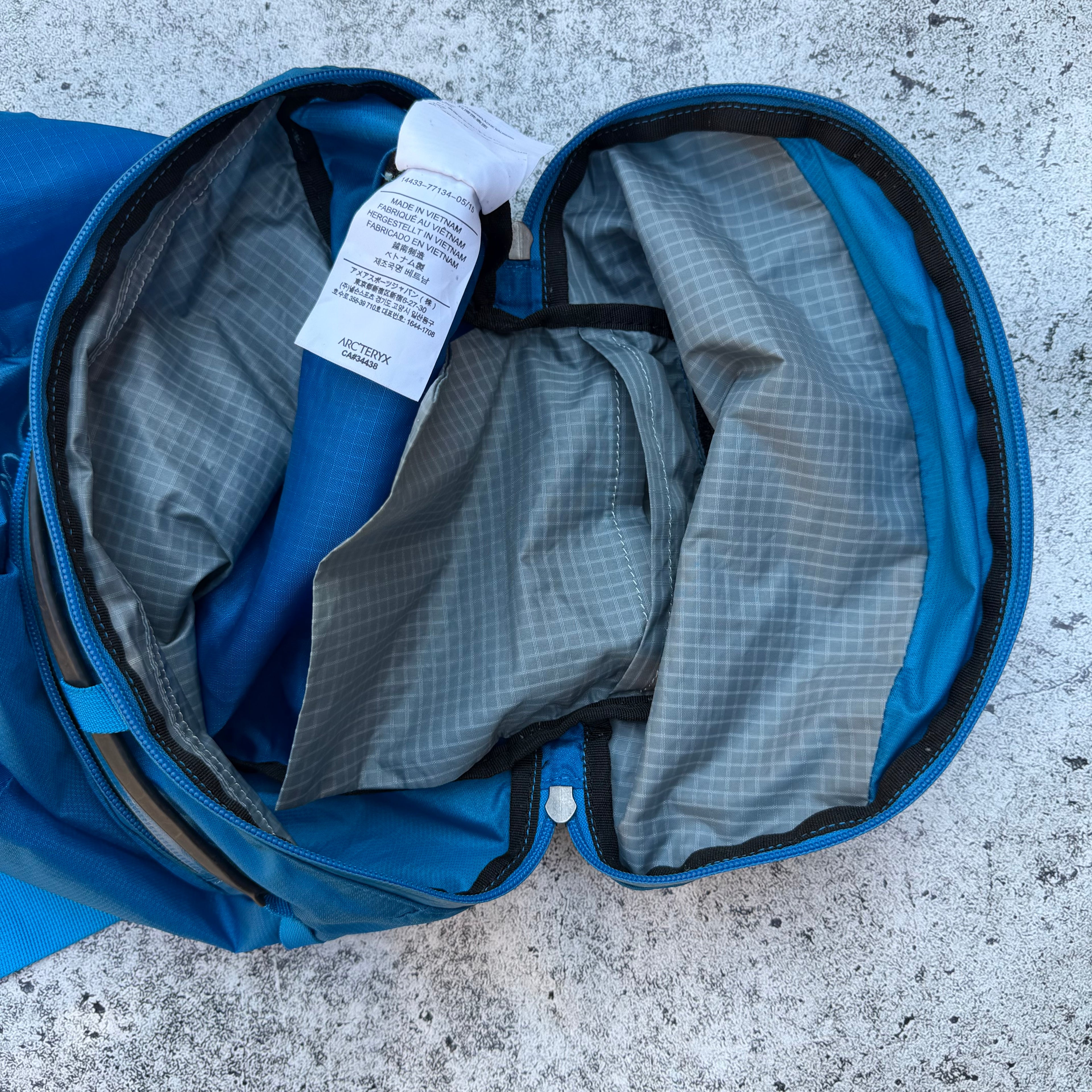 Arc'teryx Cierzo 18 Hiking Backpack