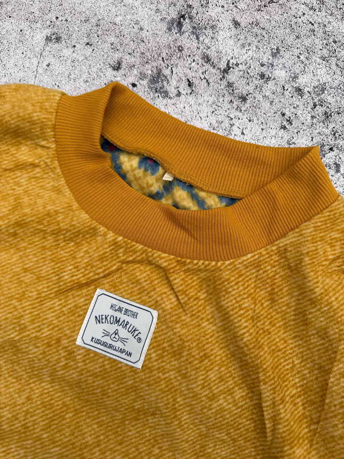 Kusuguru Japan “Nekomaruke” Women’s Long Fleece Sweater