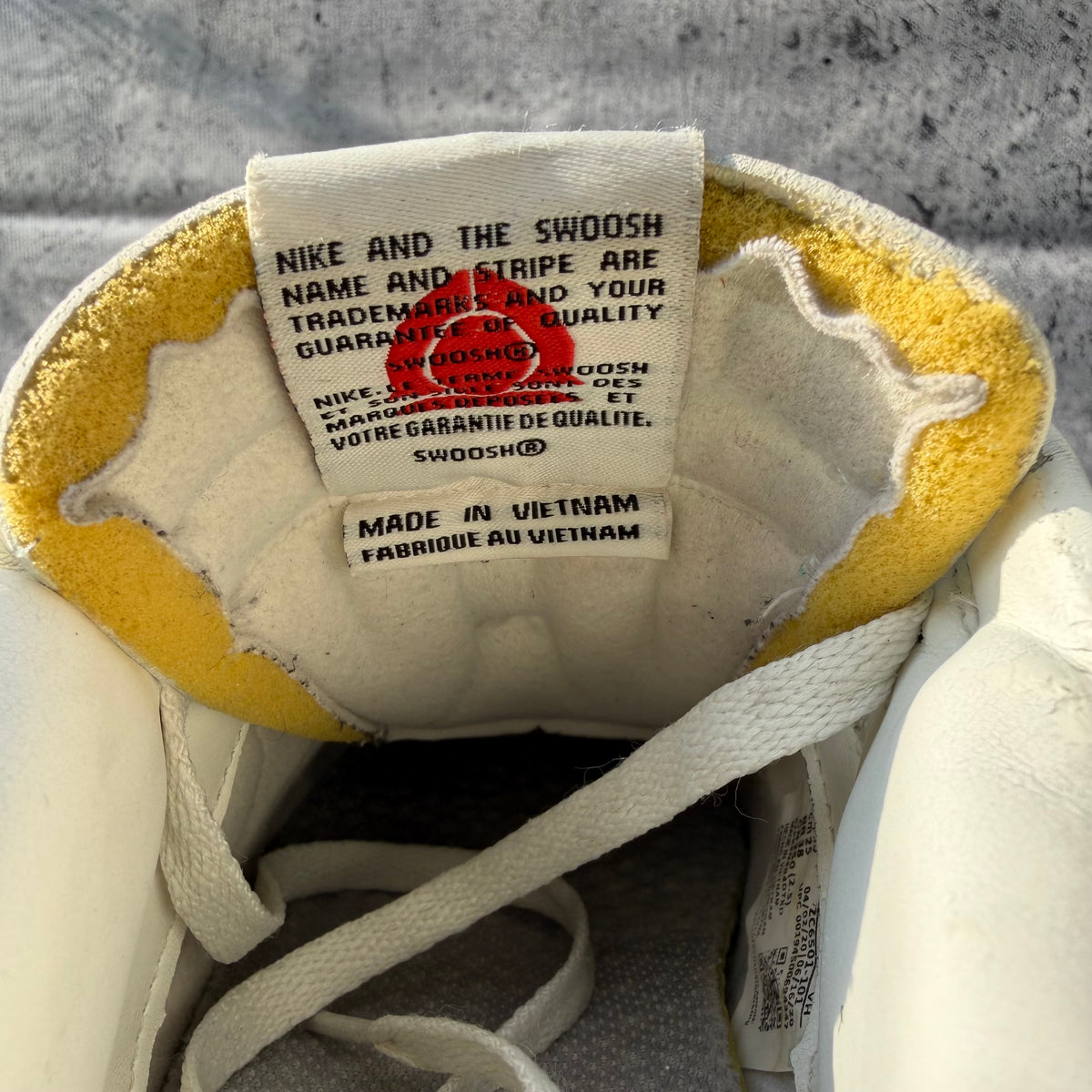 Kasina x Nike Dunk Low 'Road Sign' Sneakers [6UK]
