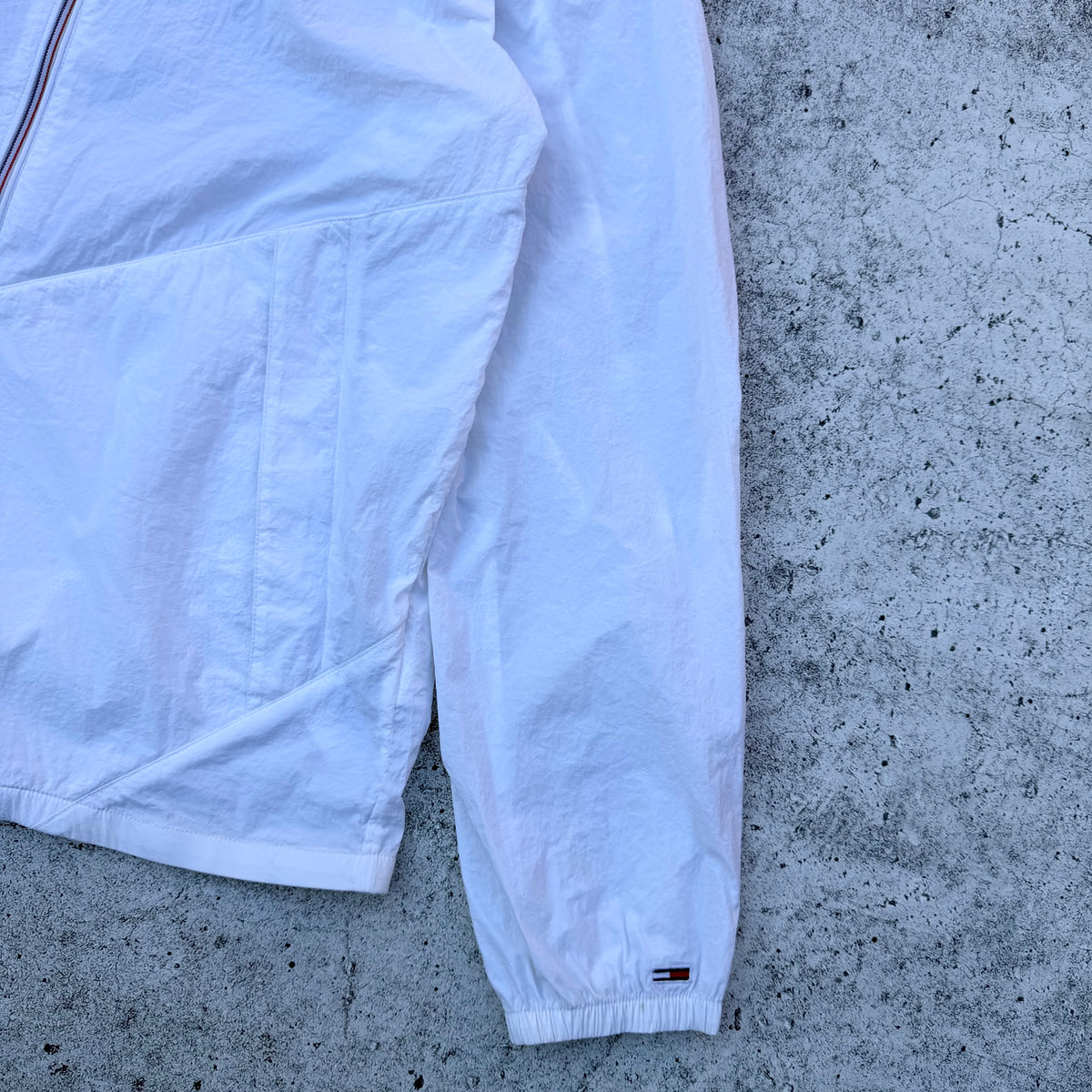 Tommy Hilfiger Lightweight Zip-Up Windbreaker Jacket [Large]