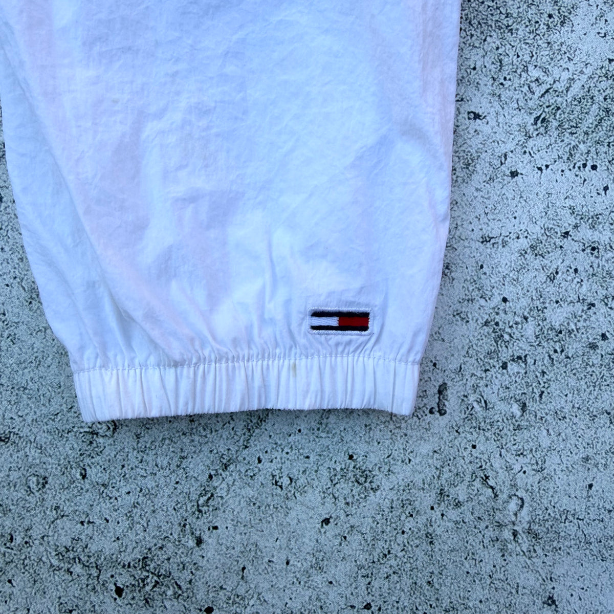Tommy Hilfiger Lightweight Zip-Up Windbreaker Jacket [Large]