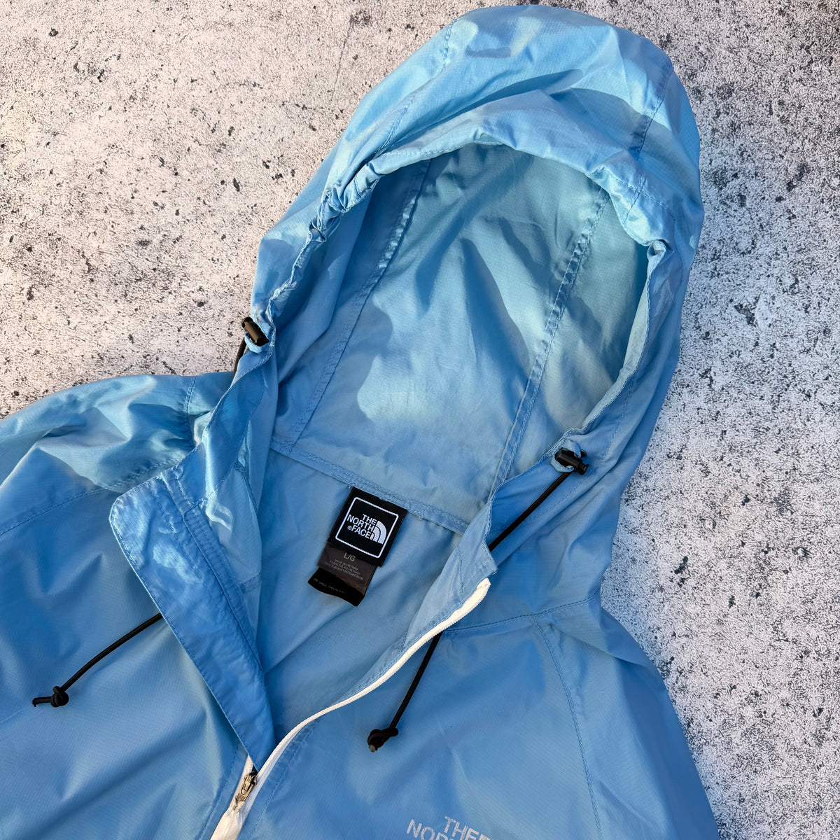 The North Face Waterproof Women’s Windbreaker Jacket [Large]