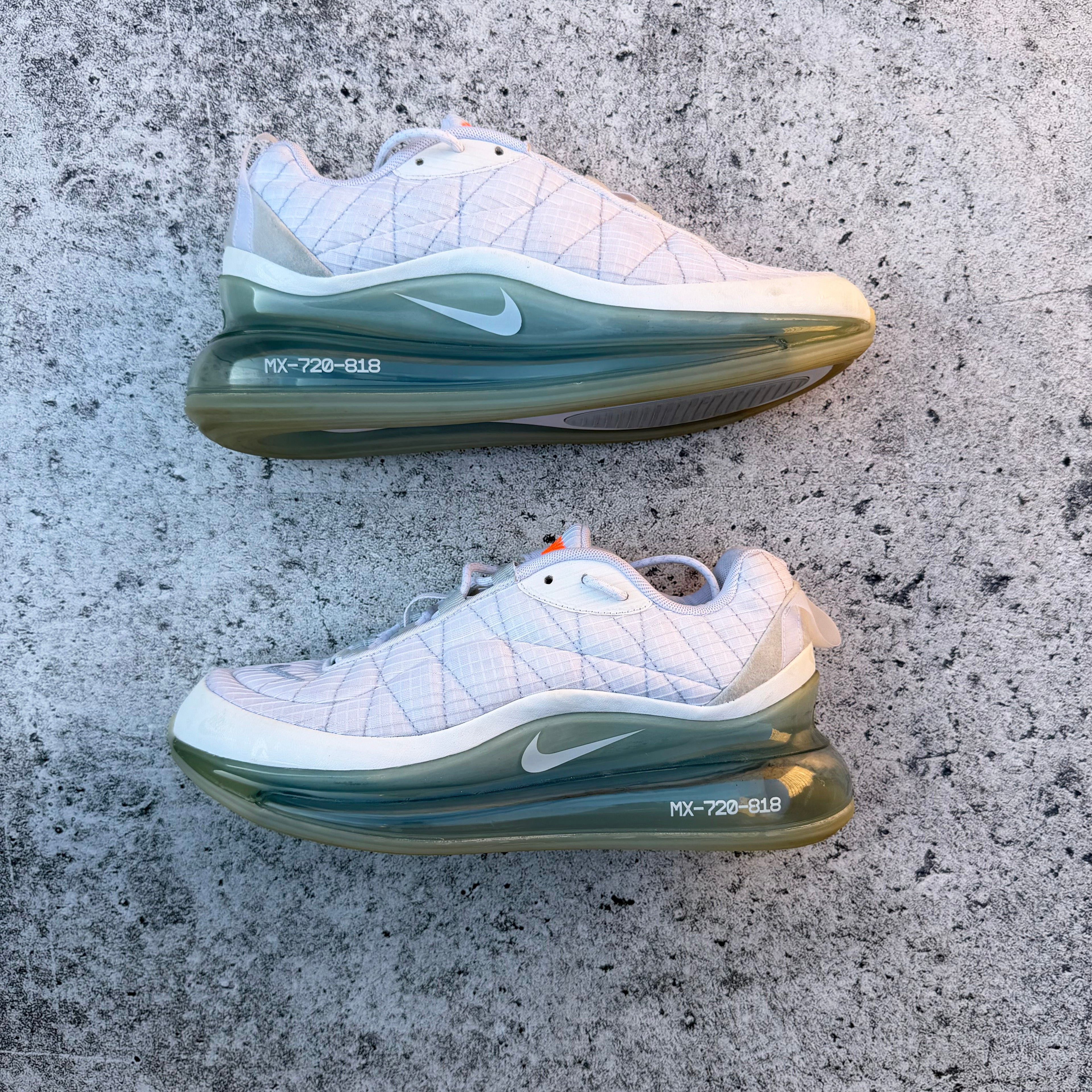 Nike MX-720-818 Sneakers