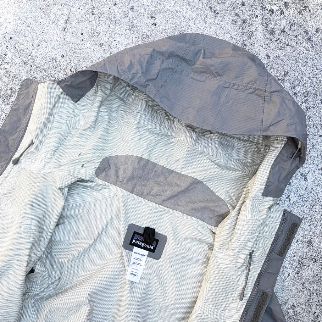 Patagonia Women’s Torrentshell 3L Packable Jacket [Medium]
