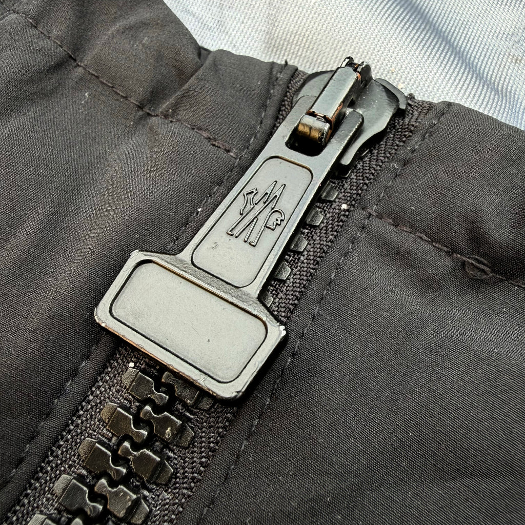 Moncler x Off-White Men’s Reflective Windbreaker Jacket [Medium]