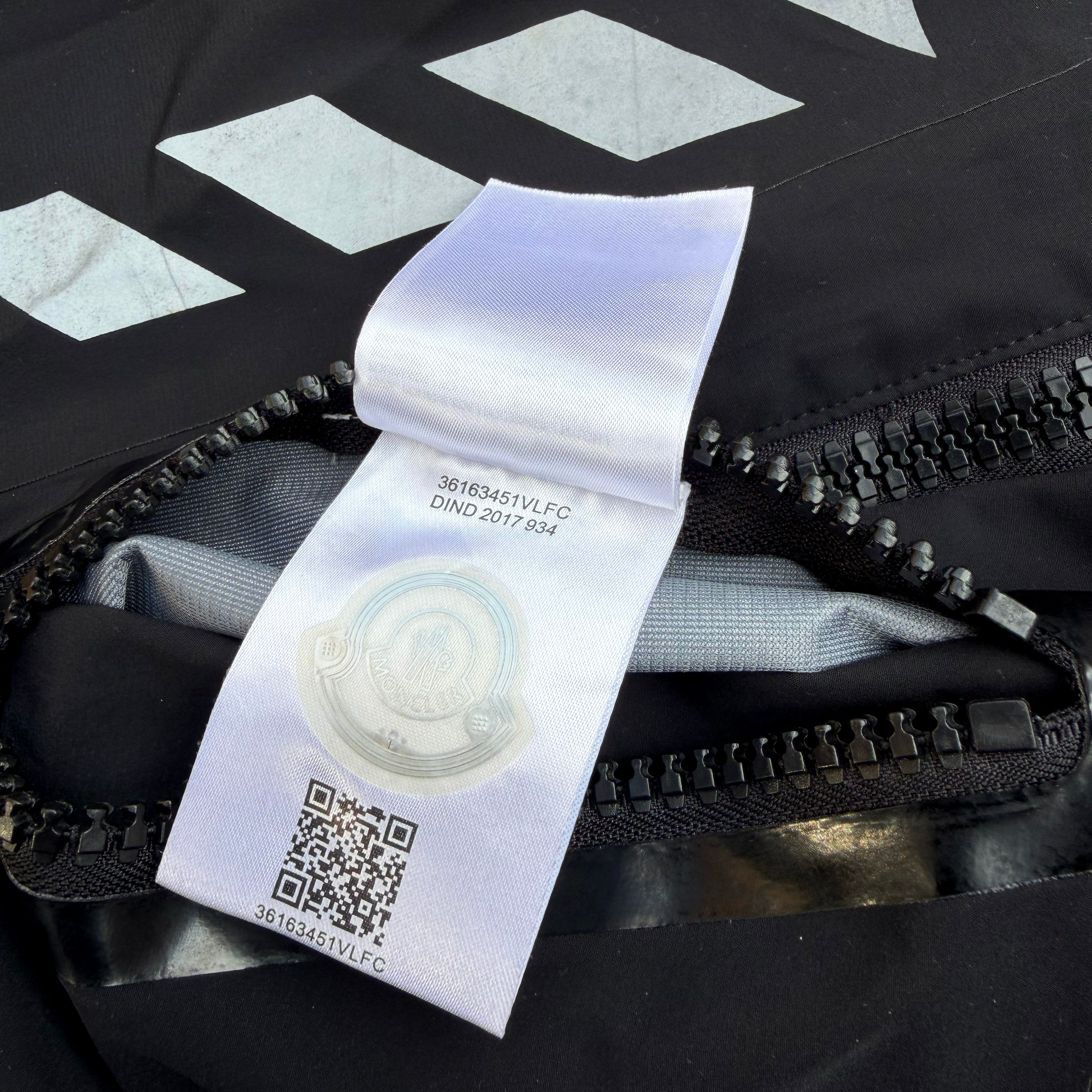 Moncler x Off-White Men’s Reflective Windbreaker Jacket [Medium]