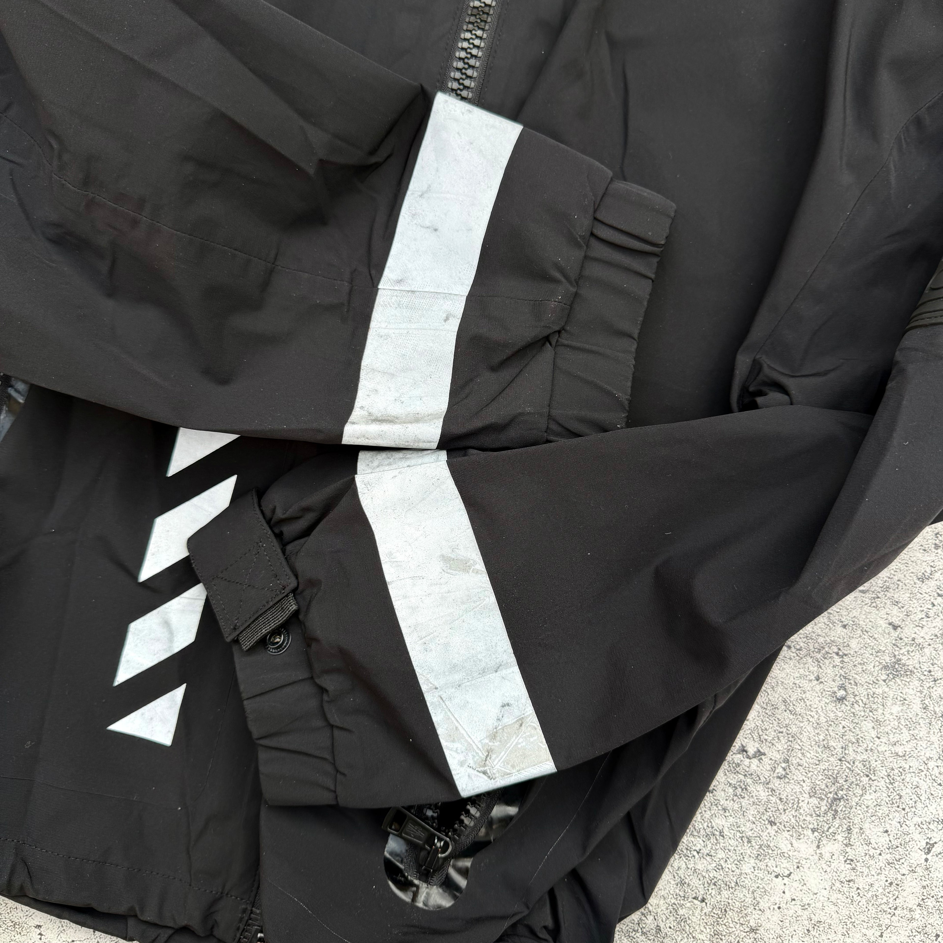 Moncler x Off-White Men’s Reflective Windbreaker Jacket [Medium]