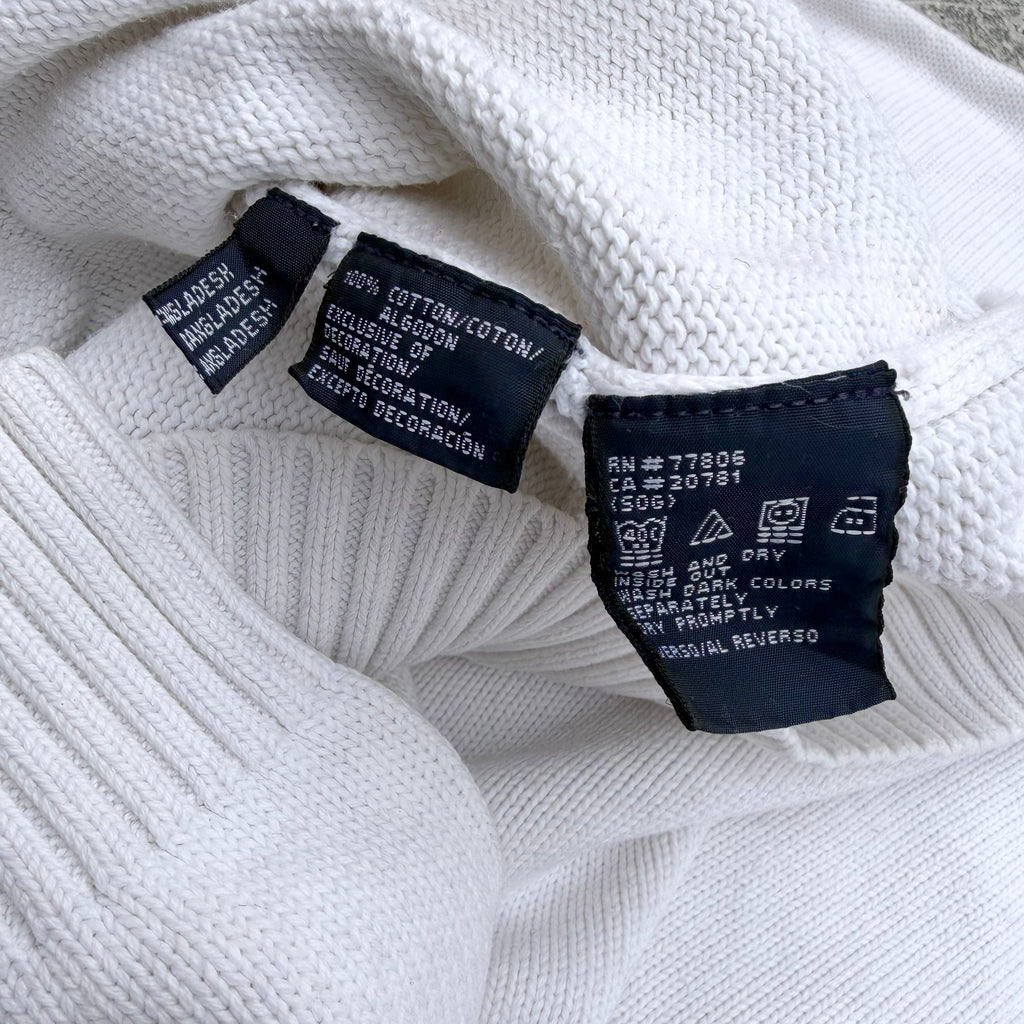 Tommy Hilfiger Men's V-neck Knit Sweater [Large]