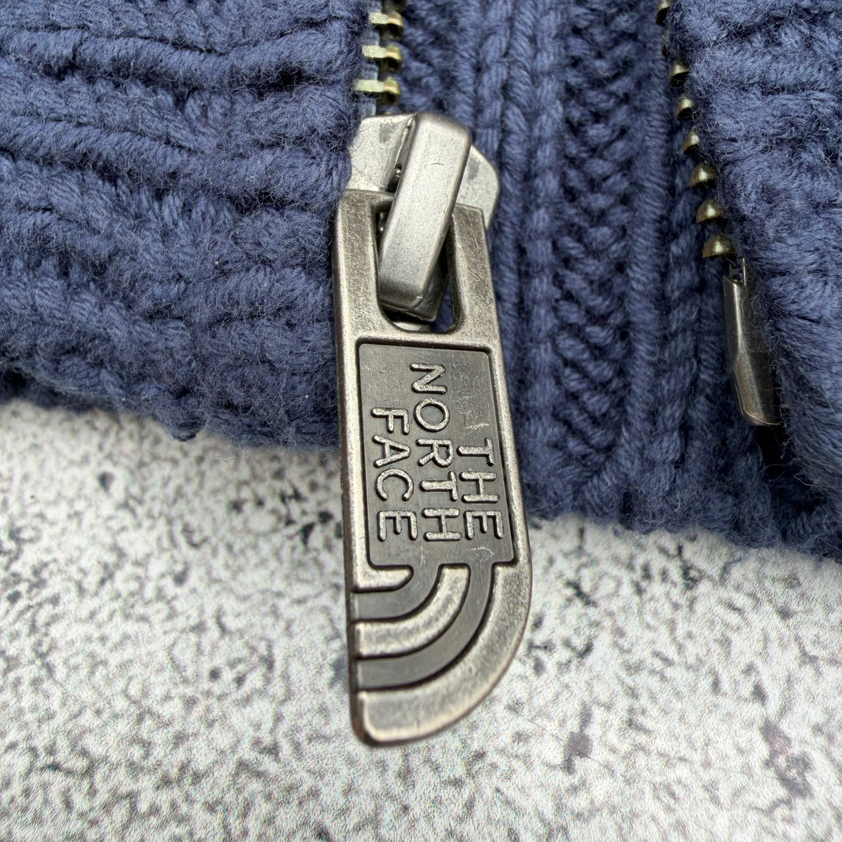 The North Face Men's Full Zip Heavy Knit Cardigan Sweater [XL]