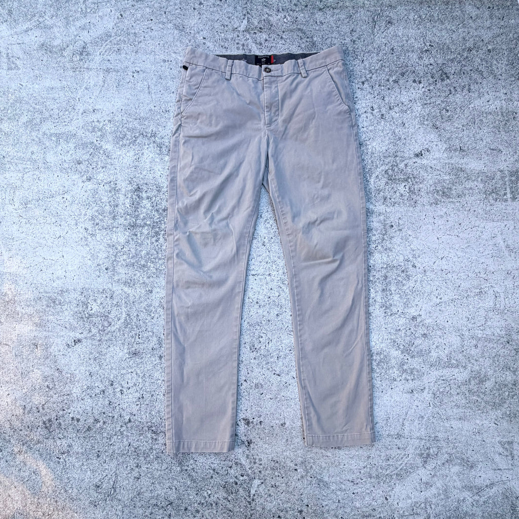 Dockers Slim-Fit Chinos [Waist 34]