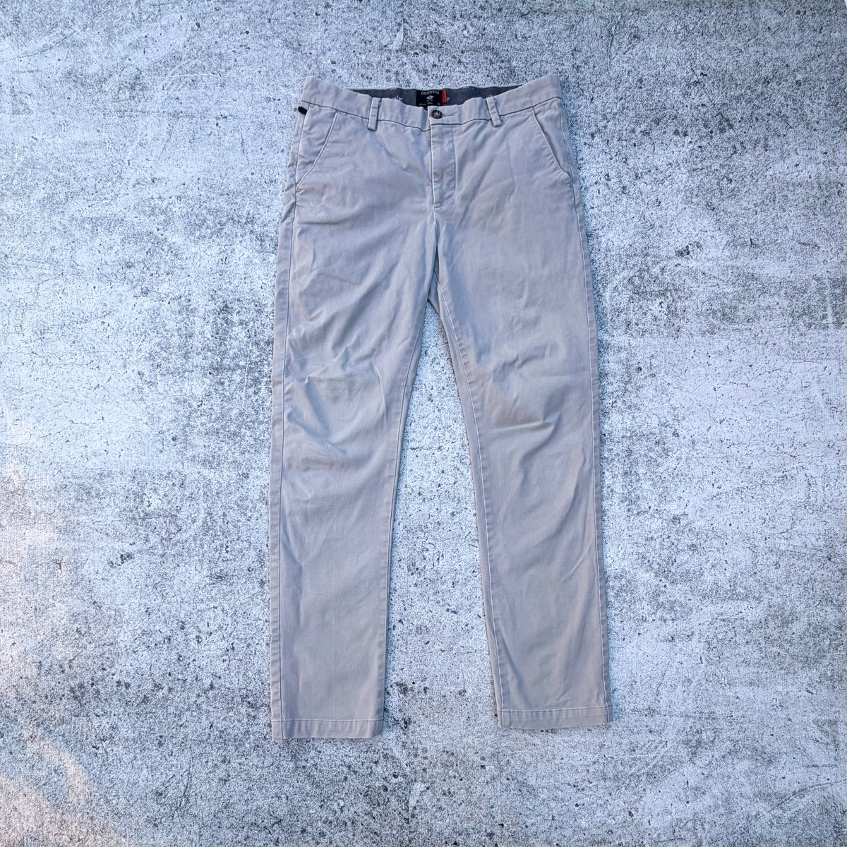 Dockers Slim-Fit Chinos [Waist 34]
