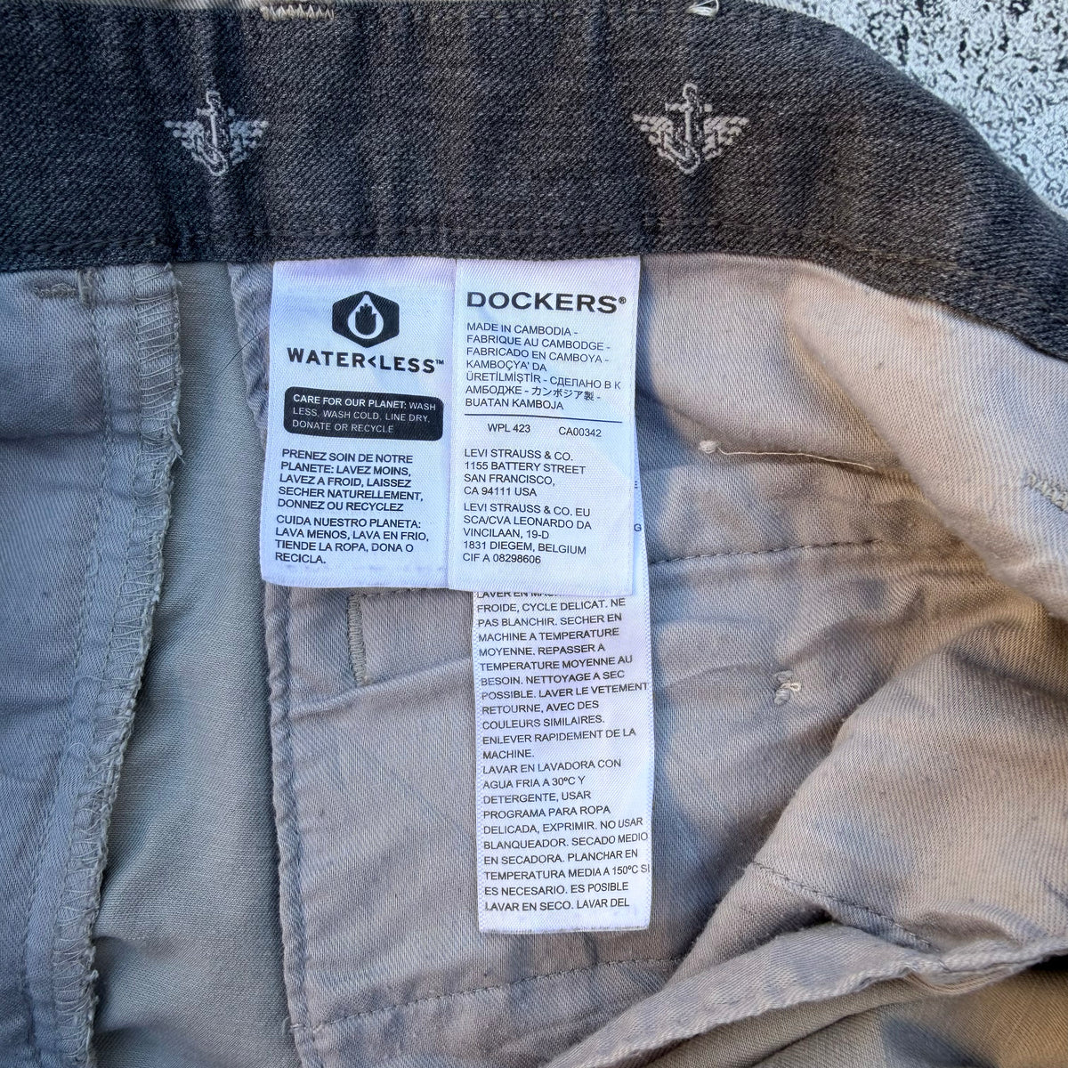 Dockers Slim-Fit Chinos [Waist 34]