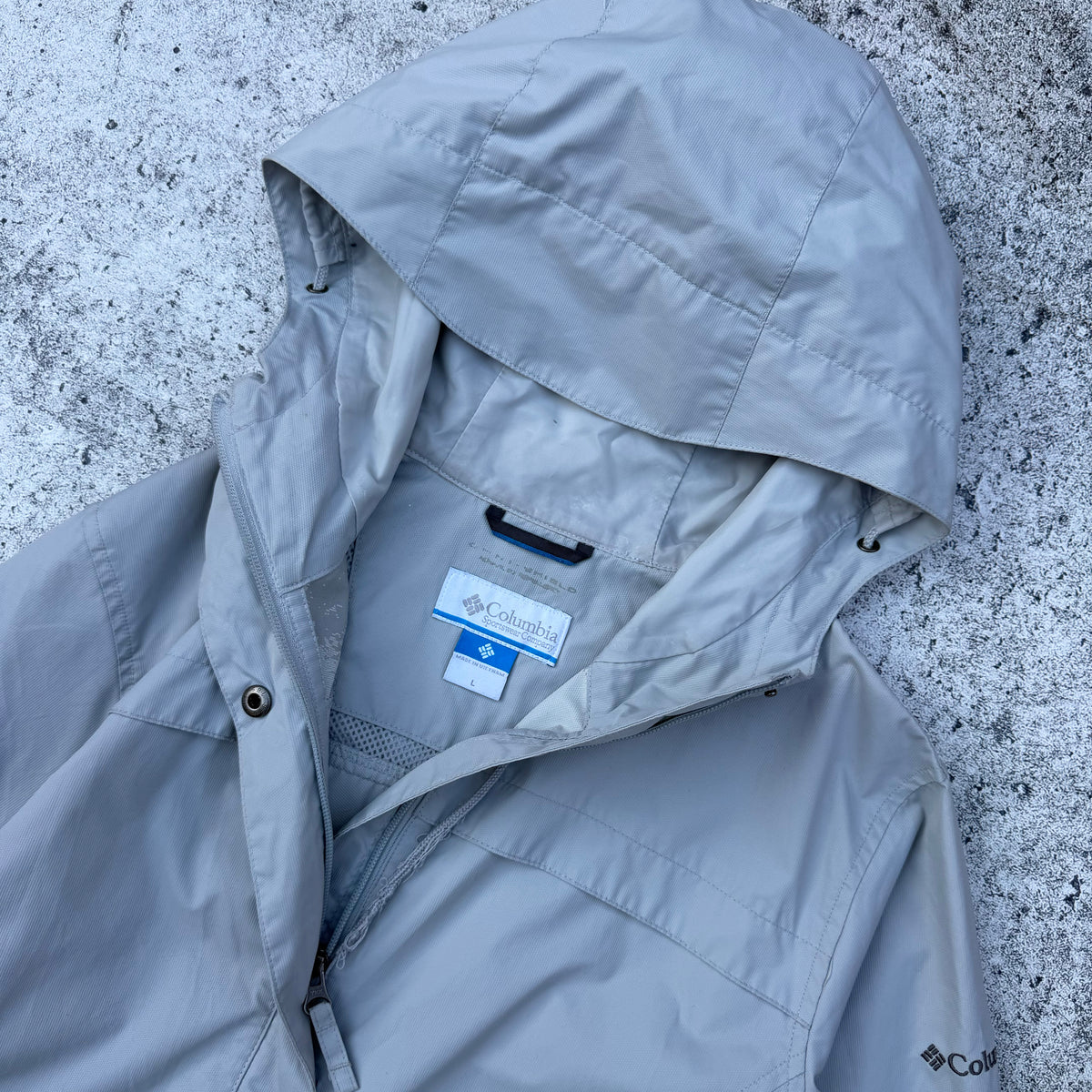 Columbia Women's Waterproof Hooded Rain Jacket [Large]