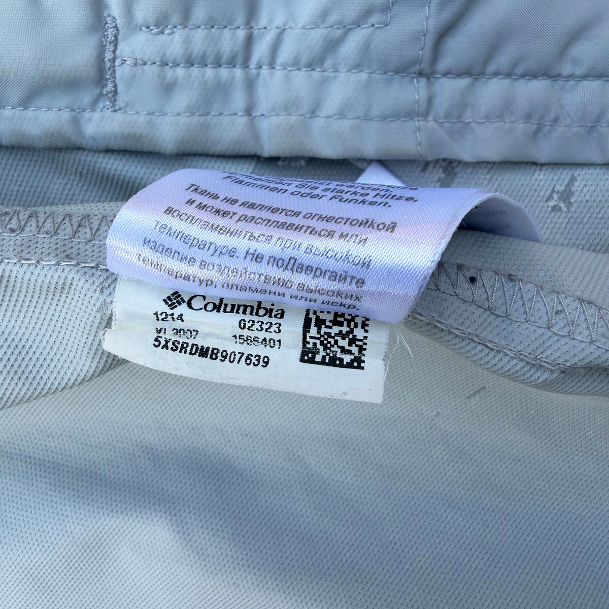 Columbia Women's Waterproof Hooded Rain Jacket [Large]