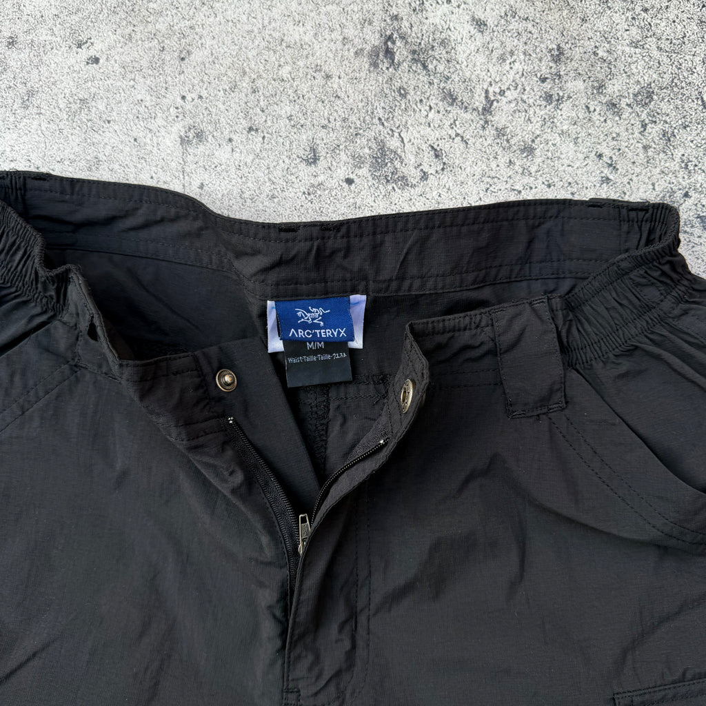 Arc'teryx Vintage Outdoor Detachable Nylon Men's Shorts [Medium]