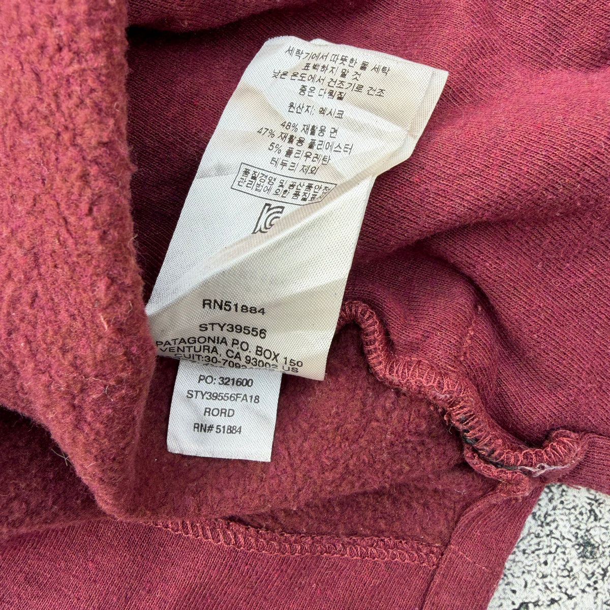 Patagonia Women's Fitz Roy Bear Uprisal Hoody Sweater [Large]