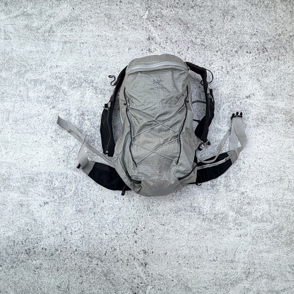 Arc'teryx Aerios 30 Men's Backpack - Hiking Trail Running [30L]
