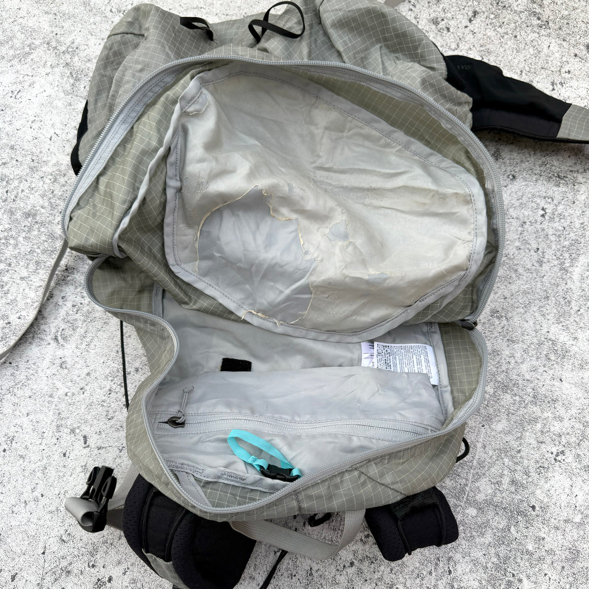 Arc'teryx Aerios 30 Men's Backpack - Hiking Trail Running [30L]