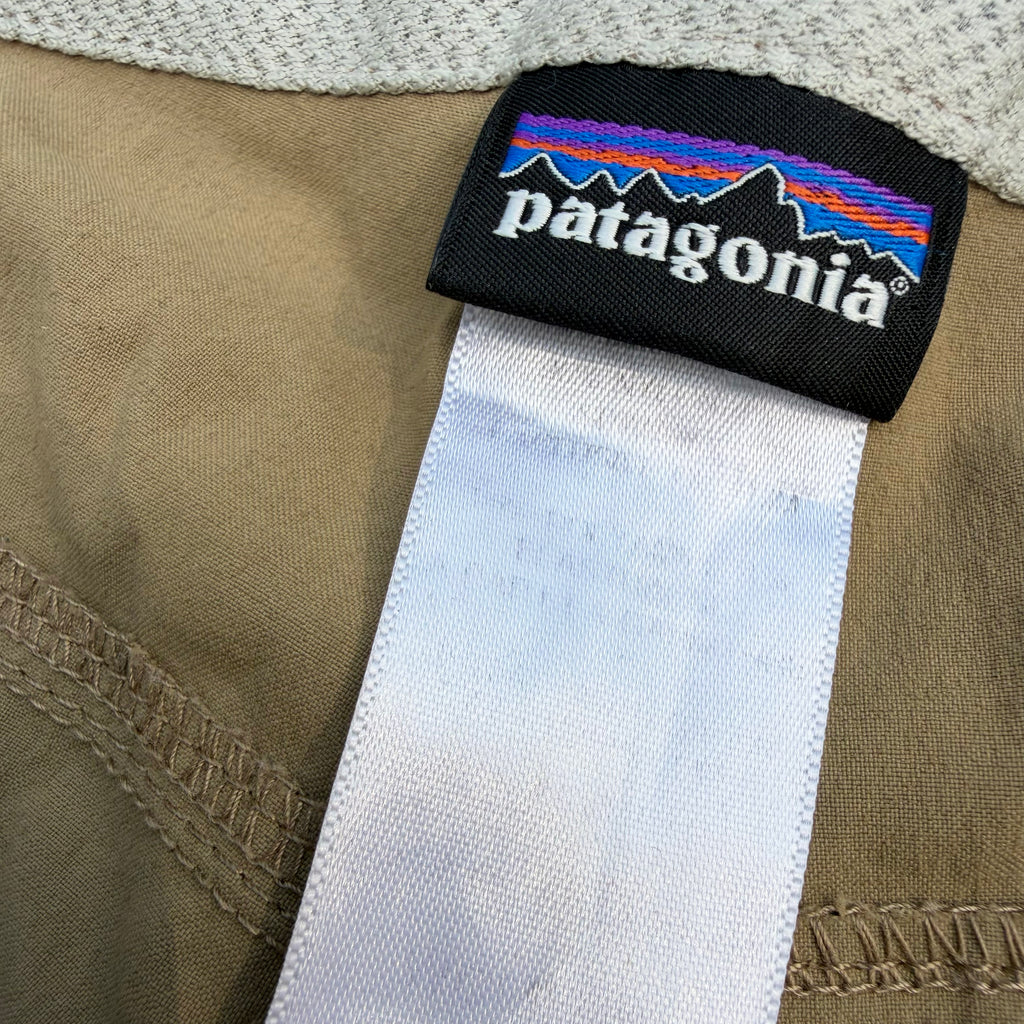 Patagonia Women's Straight Leg Nylon Outerwear Pants [Size 12]