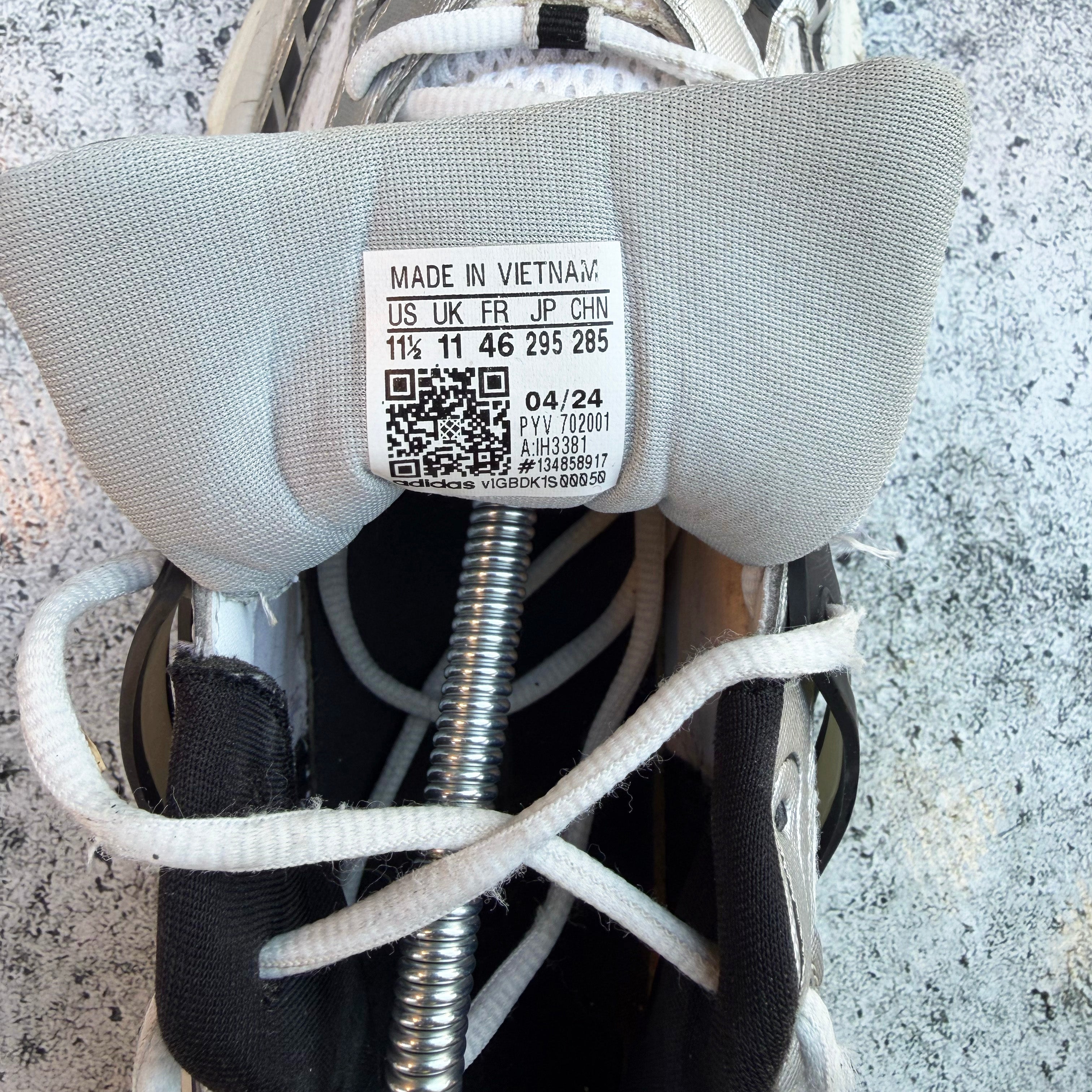 Adidas Adistar XLG Sneakers