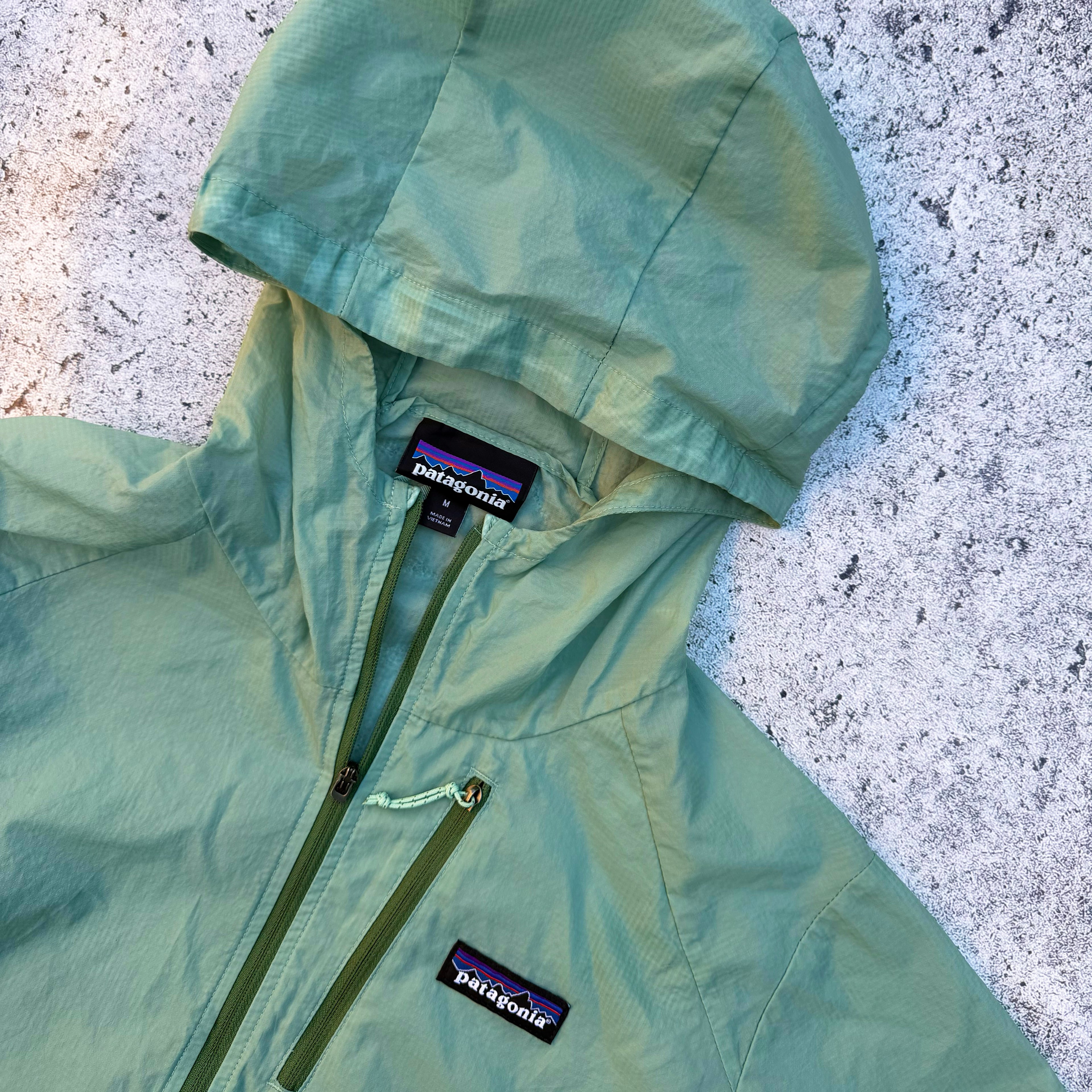 Patagonia Houdini Women’s Ultra Lightweight Packable Jacket [Medium]