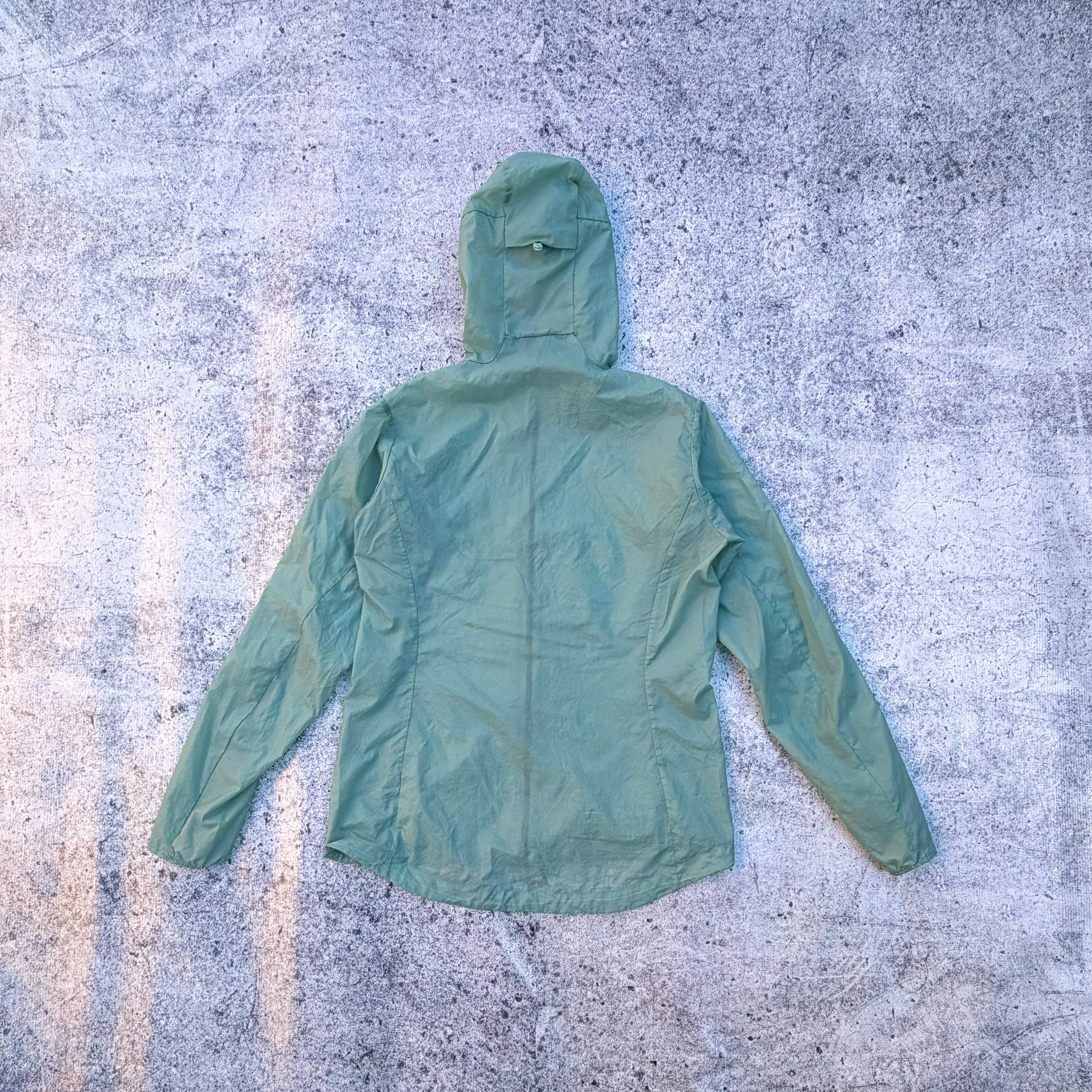 Patagonia Houdini Women’s Ultra Lightweight Packable Jacket [Medium]