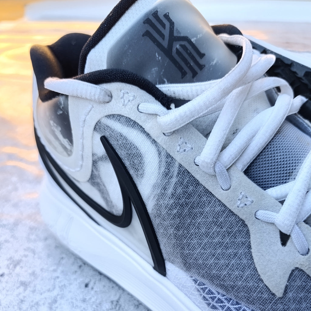 Nike Kyrie 8 Basketball Sneakers