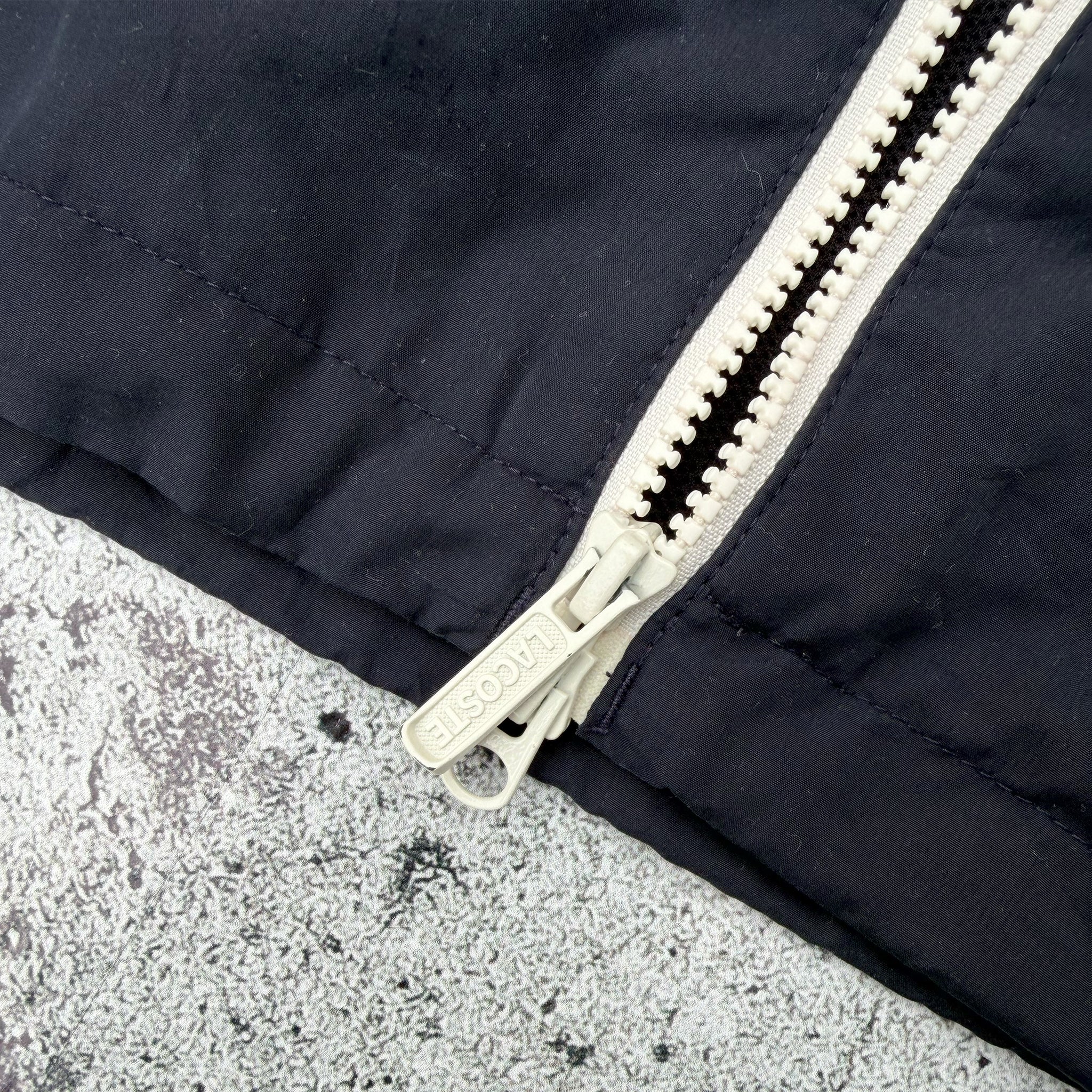 Men’s Lightweight Water-resistant Zip Windbreaker Jacket