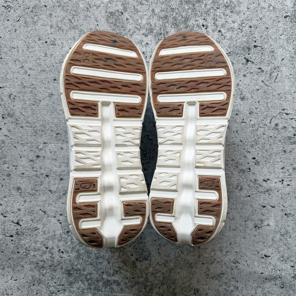 On Running Cloudtilt Sneakers Pearl/Ivory