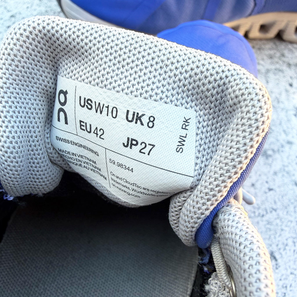 On Cloud 5 Waterproof Sneakers
