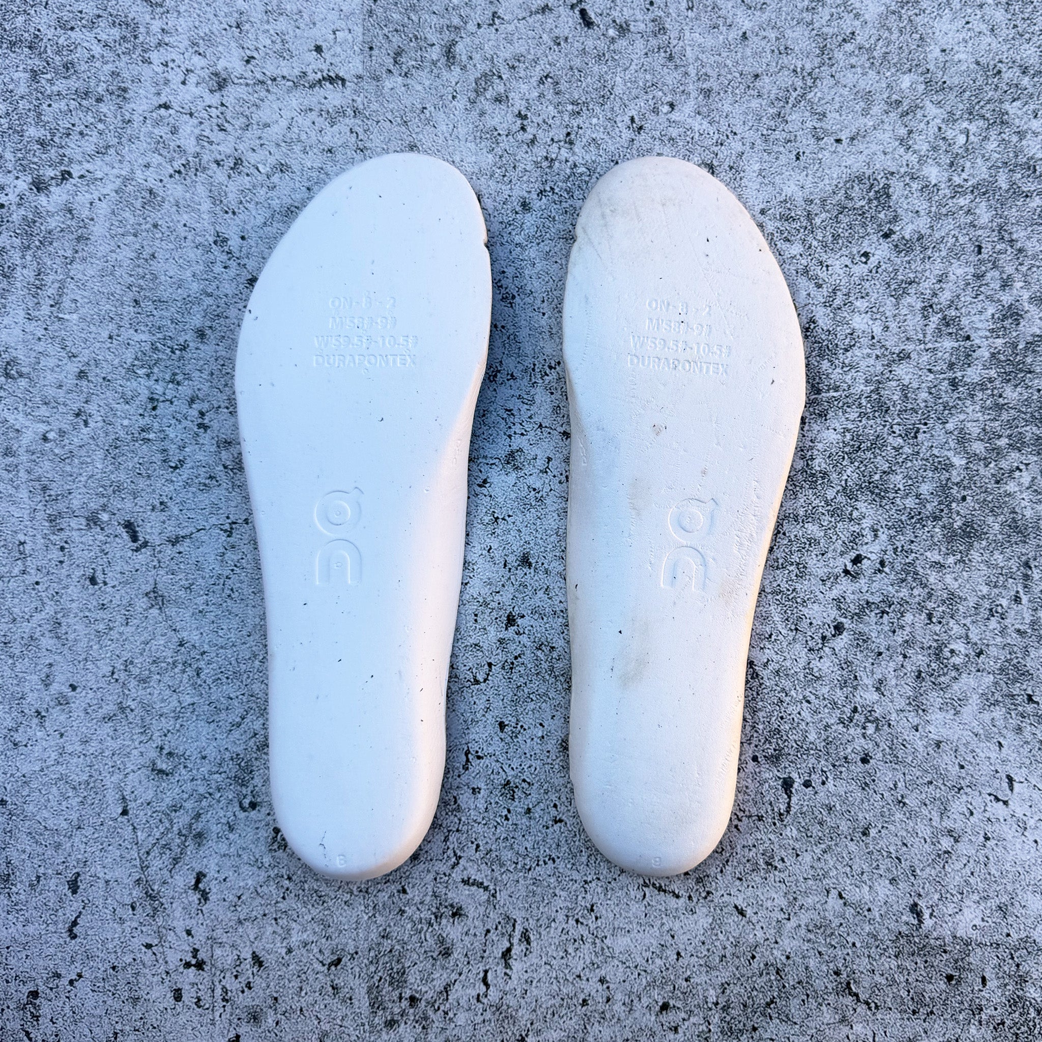 On Cloud 5 Waterproof Sneakers