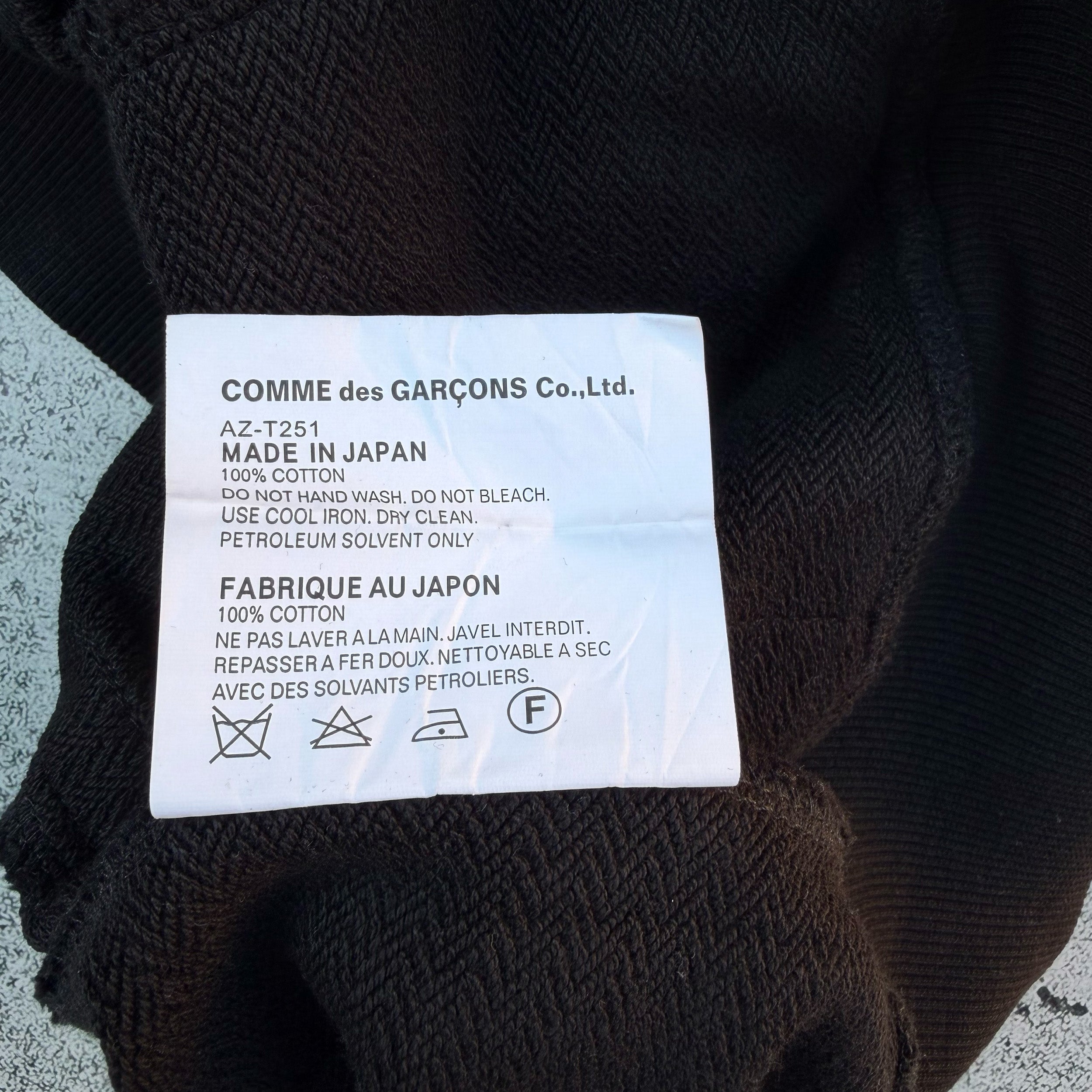 COMME DES GARÇONS PLAY Zip Up Sweater