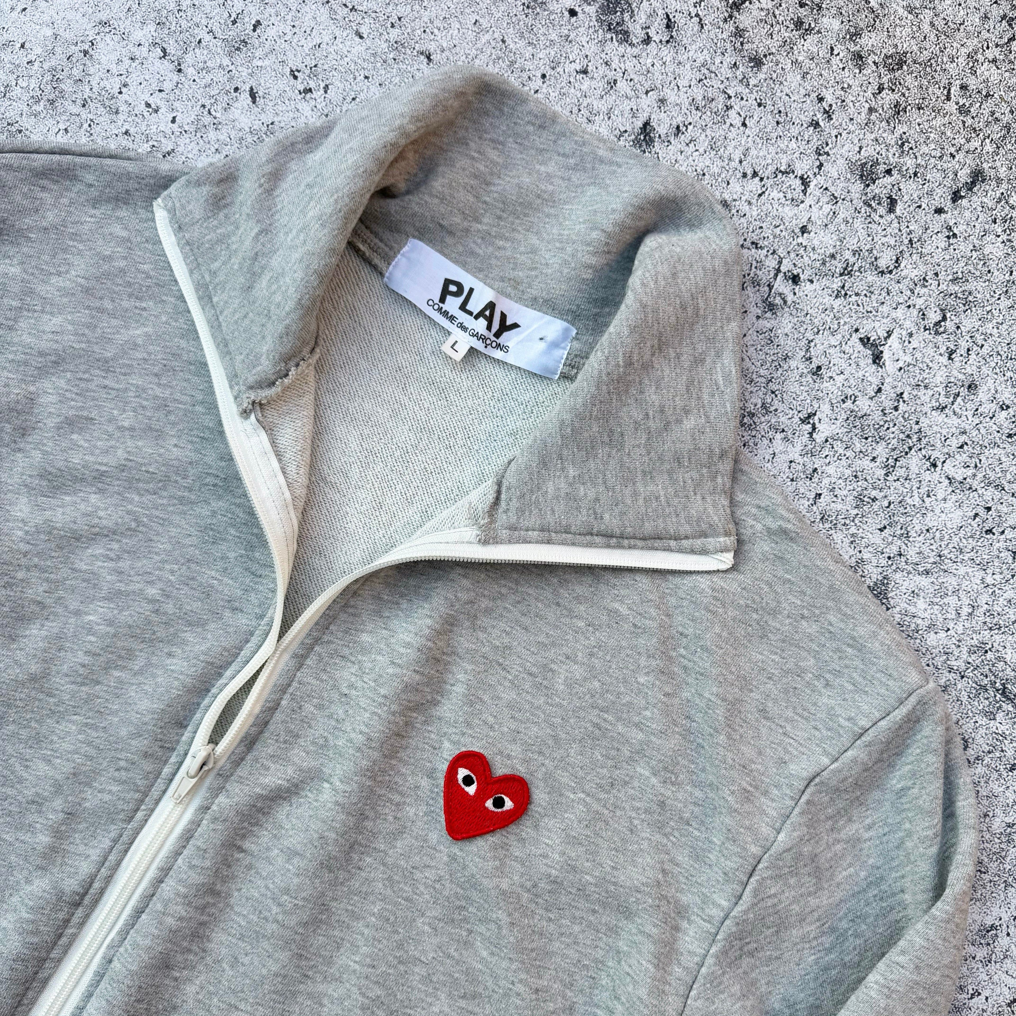 COMME DES GARÇONS PLAY Zip Up Sweater